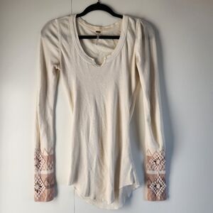 Free People Kumbucha Cuff Cream Waffle Thermal Lace Sleeve Boho Top Small Cozy